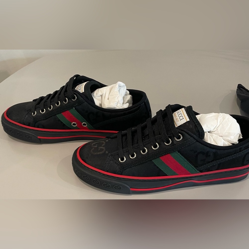 BNIB Gucci Women’s ‘Off The Grid’ BLACK! GG Sneakers! Retro/New! 37.5 (7.5)